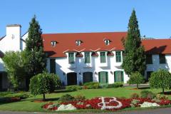 Beaconsfield_club_house